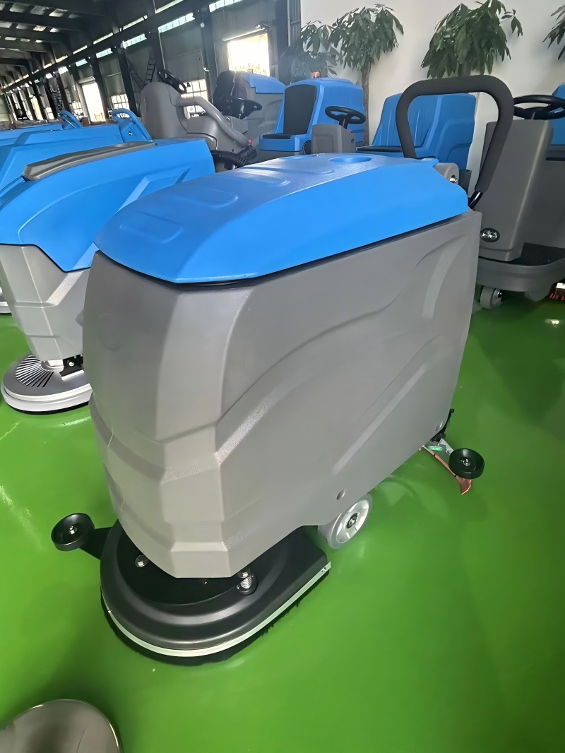  industrial floor scrubber